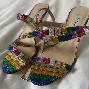Metallic Nina Rainbow heels. Multicolor.